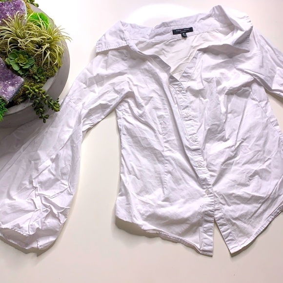 Romeo and Juliet Couture Long Sleeve button down medium white - Picture 2 of 6